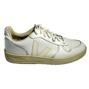 Veja Campo Women’s Size 10 White Leather Sneakers Low Top Casual Shoes V Logo